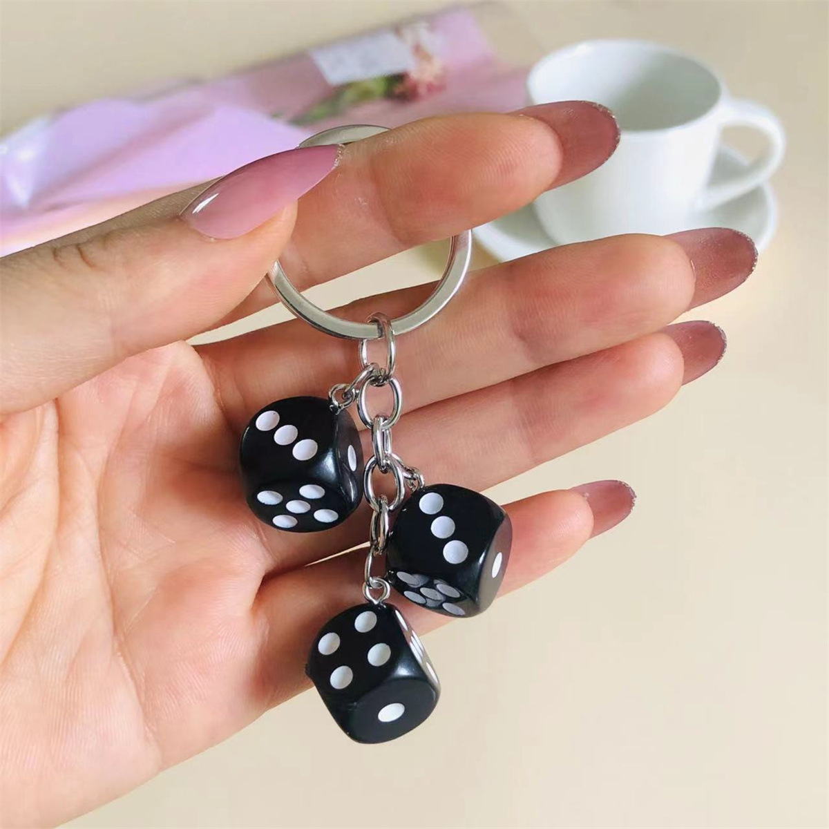 Gaming Accessories Gifts For Men - Cute 3D Dice Keychain para homens